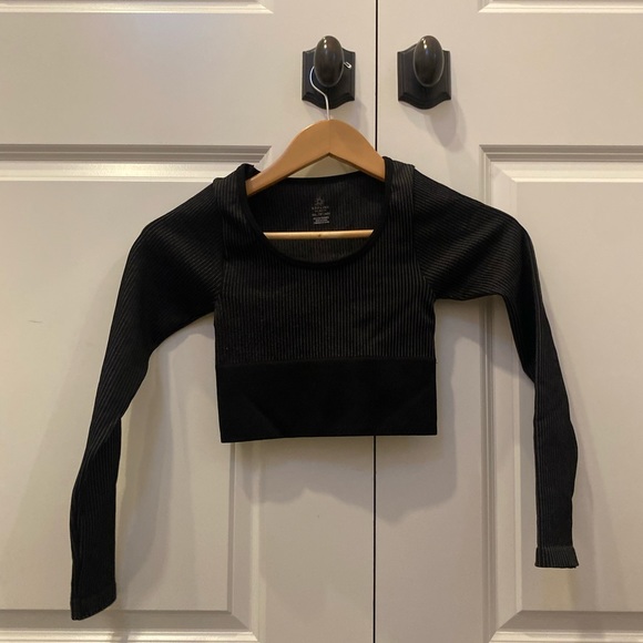 Cute aerie active long sleeve shirts - Picture 5 of 5